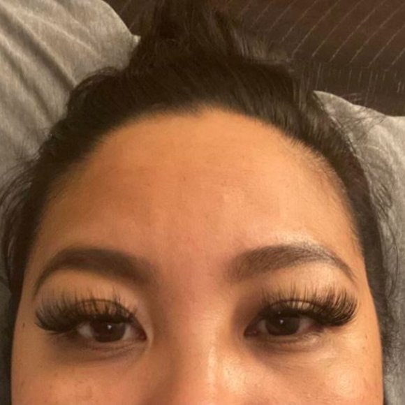 Glamour | Voluminous 3D Eyelashes | 100 % Real Mink Lashes | Cruelty Free - Picture 5 of 7